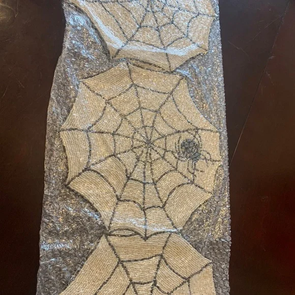 Cynthia Rowley beaded table Runner spiderweb spiders new in original wrappings